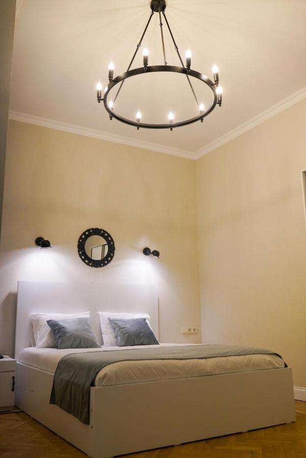 Hotel Ticiani 15 Koutaïssi Extérieur photo