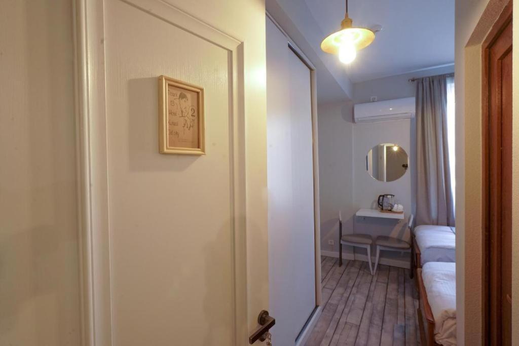 Hotel Ticiani 15 Koutaïssi Extérieur photo